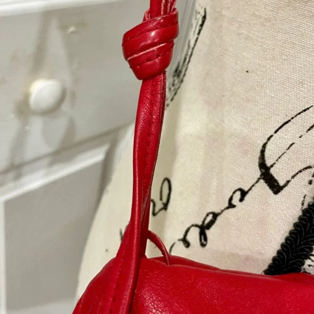 BOHO CHIC Y2K CROSSBODY BAG RED LEATHER MADE IN USA JWM DERR BEND OREGON ICONIC - Picture 2 of 16